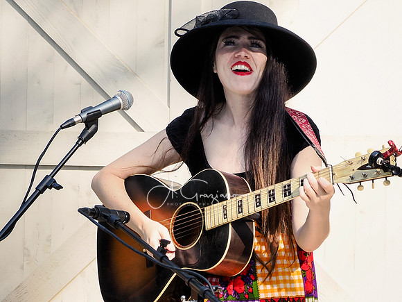 Martha Spencer & the Wonderland Band