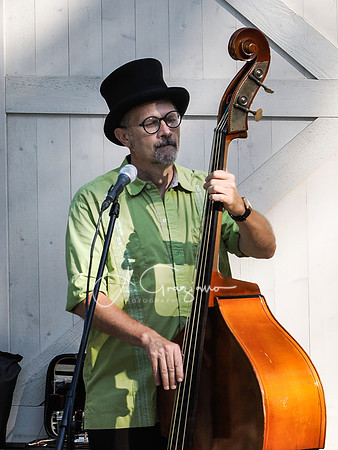 Martha Spencer & the Wonderland Band