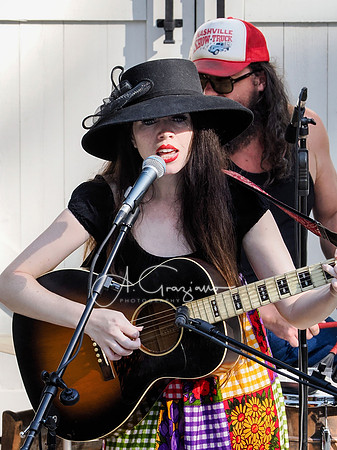 Martha Spencer & the Wonderland Band