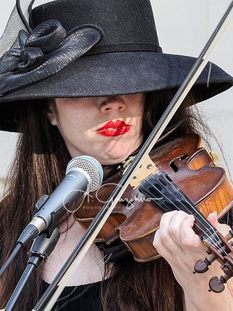 Martha Spencer & the Wonderland Band