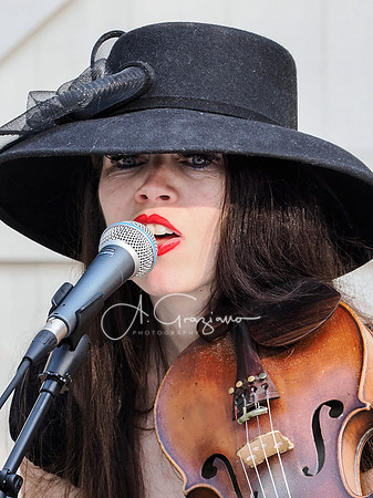 Martha Spencer & the Wonderland Band