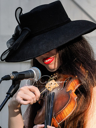 Martha Spencer & the Wonderland Band