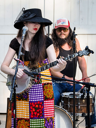 Martha Spencer & the Wonderland Band