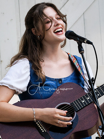 Guthrie Family Singers Songbird Session