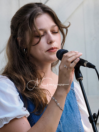 Guthrie Family Singers Songbird Session