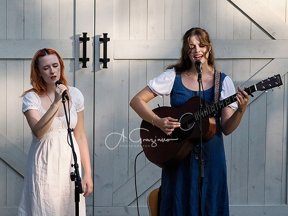 Guthrie Family Singers Songbird Session