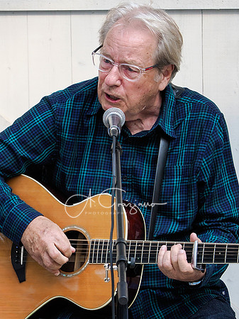 Fred Raimondo's Songwriters in the Round