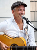 Fred Raimondo's Songwriters in the Round