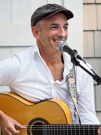 Fred Raimondo's Songwriters in the Round