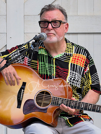 Fred Raimondo's Songwriters in the Round