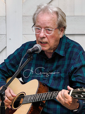 Fred Raimondo's Songwriters in the Round