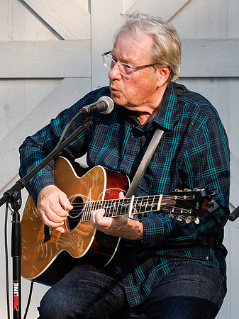 Fred Raimondo's Songwriters in the Round