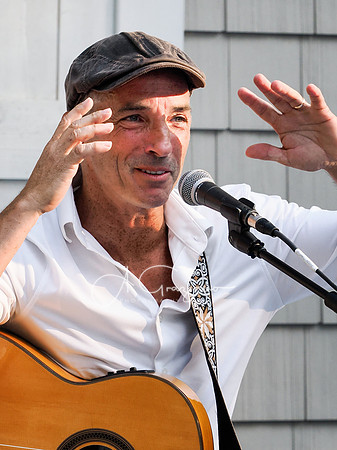 Fred Raimondo's Songwriters in the Round