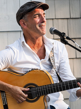 Fred Raimondo's Songwriters in the Round