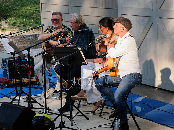 Fred Raimondo's Songwriters in the Round