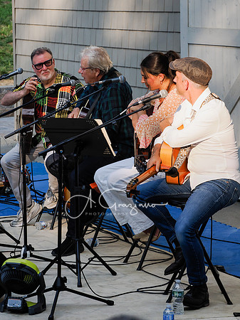 Fred Raimondo's Songwriters in the Round