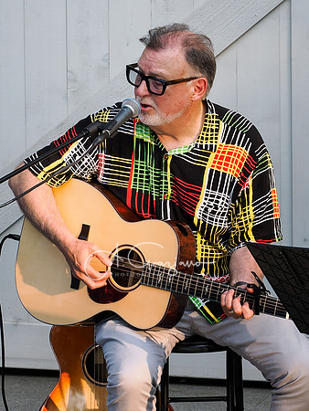 Fred Raimondo's Songwriters in the Round
