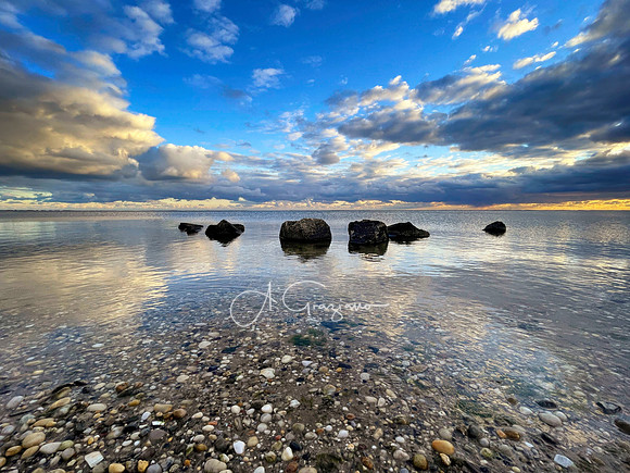 The Long View - Bellhaven Road, Bellport