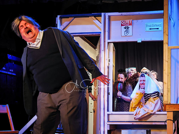 Noises Off