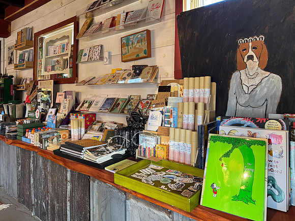 The Hound Books - Roscoe, NY